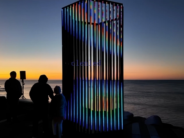 Innovative Art Devices Light up the Coastline